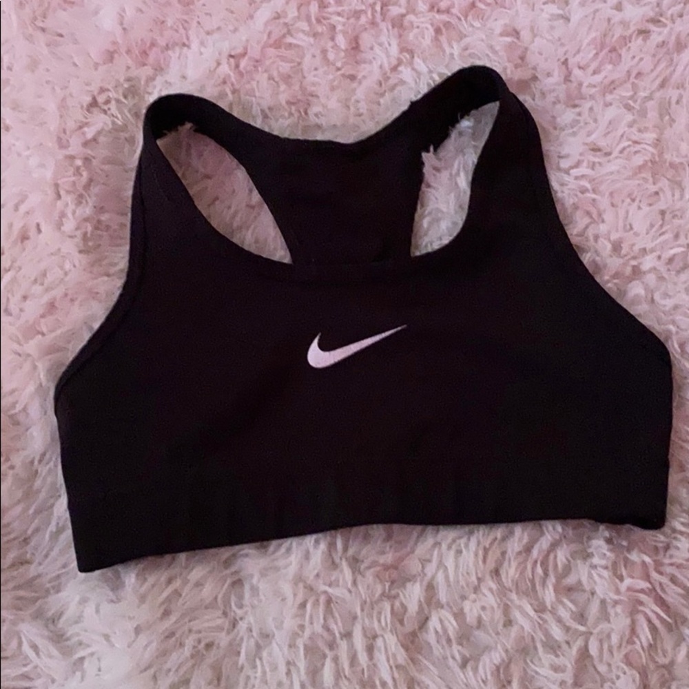 Black Nike bra